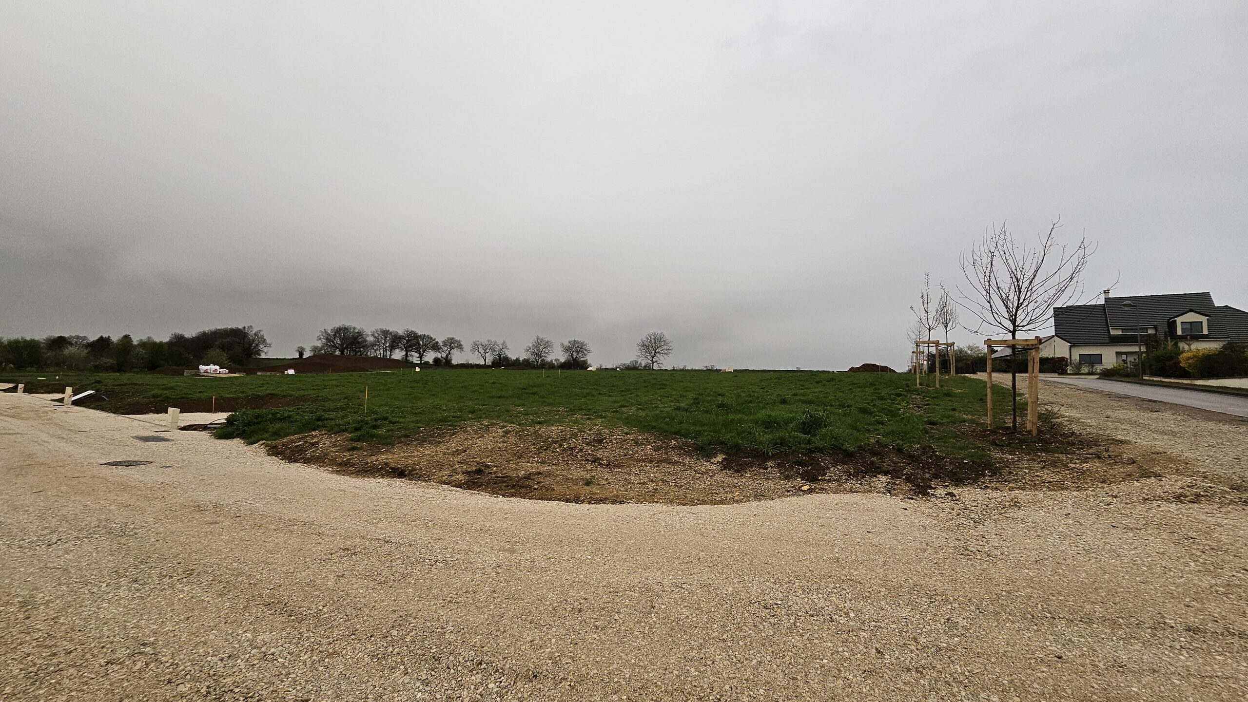 Terrain à Bretigny